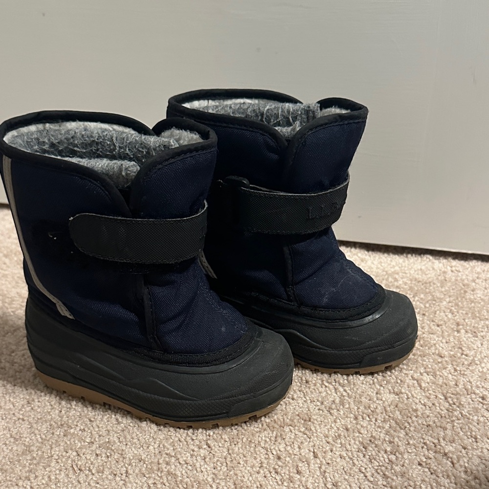 LL Bean Kids Winter Boots - navy blue